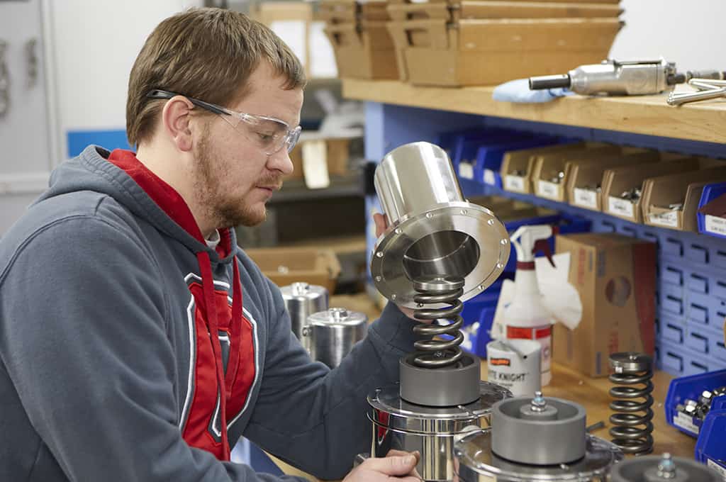 Picture of Steriflow Valve assembler assembling a sanitary valve